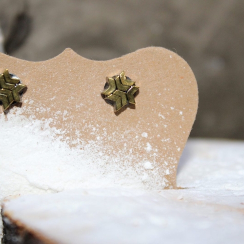 Hematite gold star